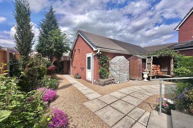 'Oak Cottage' 23 Mytton Drive, Nantwich photo 4
