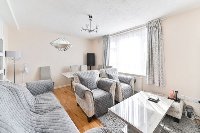 Flat , Sidgwick House, Stockwell photo 4