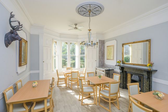 33, Princes Road, Clevedon, North Somerset photo 2