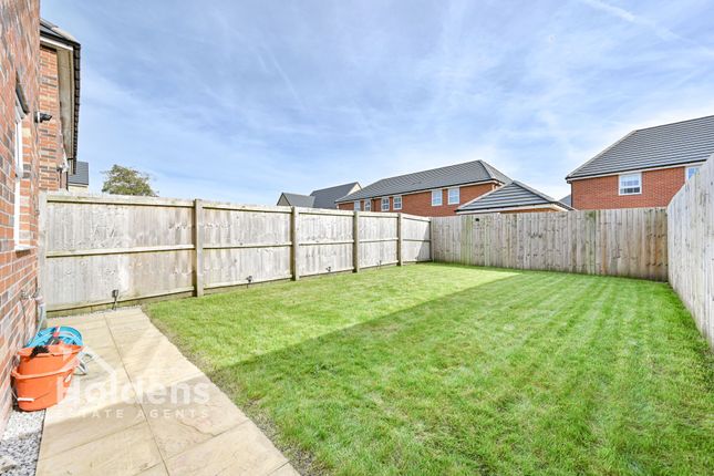 9 Birch Field Street, Preston photo 4
