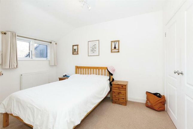 Thomas House, Bells Hill Green, Stoke Poges photo 4