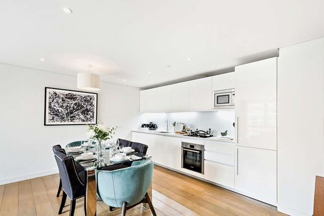 Apartment 809, London photo 2
