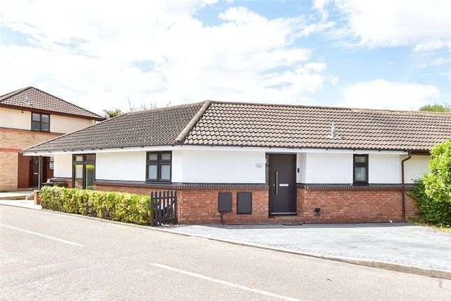 2-bed house on Osterley Drive Langdon Hills, Basildon, £450,000