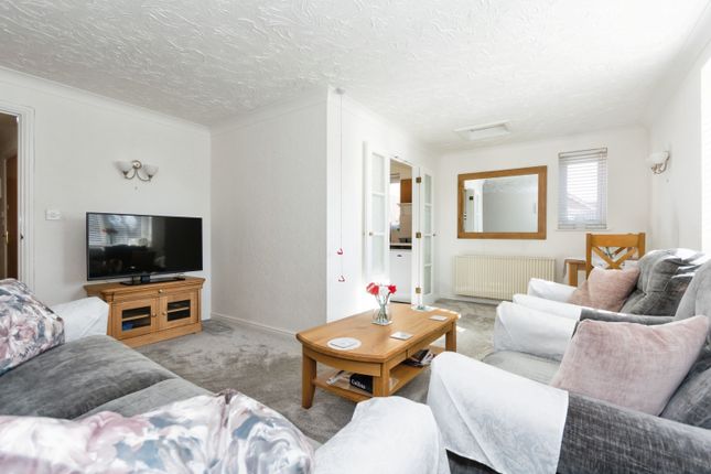 15, Sorrento Court, Moseley photo 2