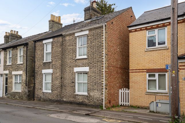 Thumbnail End terrace house for sale in Catharine Street, Cambridge