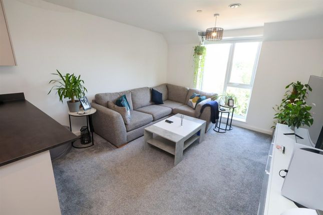 Apartment 33, 63, Lansdowne Road, Manchester photo 4