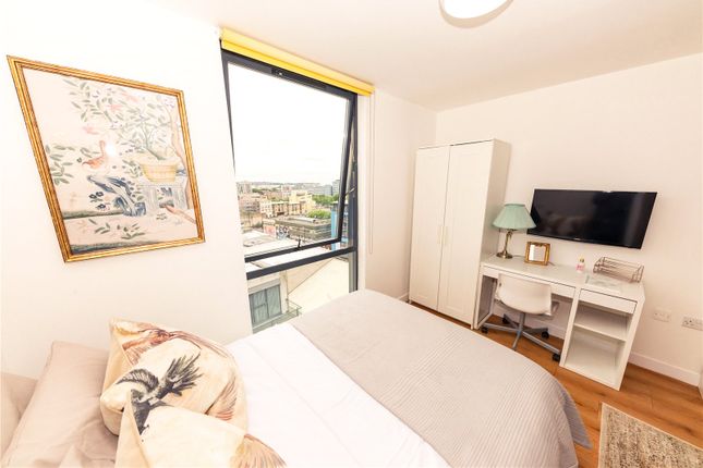 Flat to rent in The Edge, 2 Seymour St, Liverpool