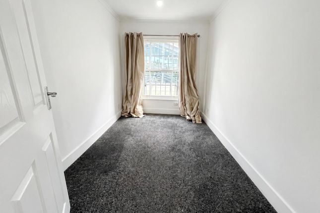 739A High Road, London photo 2