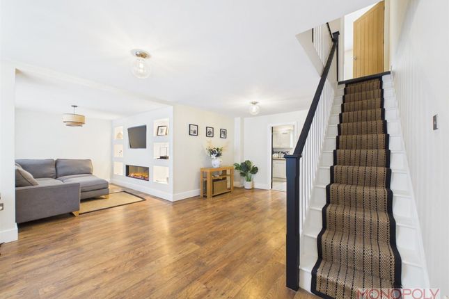 5 Alyn Close Pandy, Wrexham photo 3