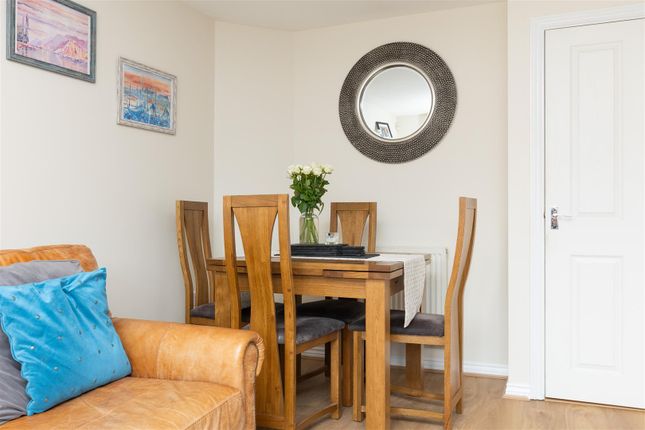 Town house for sale in Valerian Way, Stotfold, Hitchin