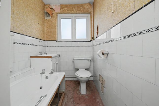6 Upper Maisonette, Lancaster Close, Kingston Upon Thames photo 5