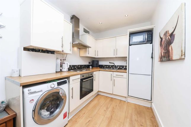 30a, New Windsor Street, Uxbridge photo 4