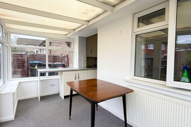 4 Tansy Close, Harrogate photo 4