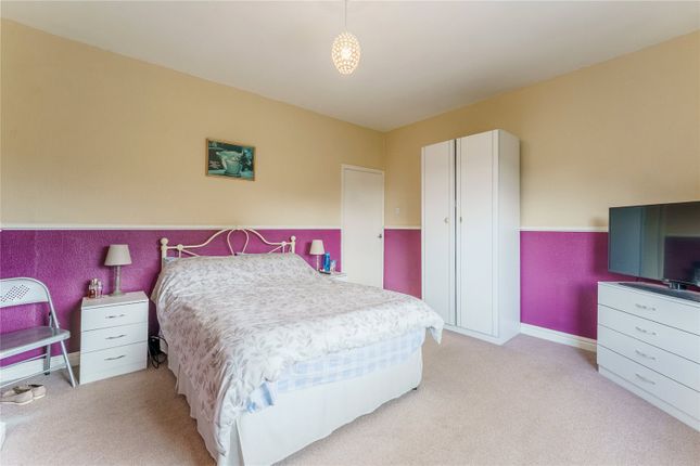 5, Wortley Place, Pontefract photo 4