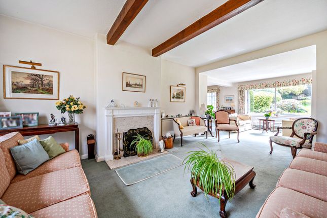 The Gate House,, Guildford Lodge Drive, East Horsley photo 4