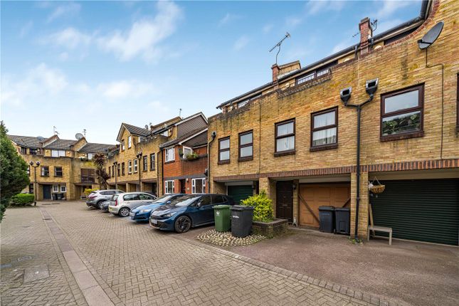 37, Greenland Mews, London photo 3