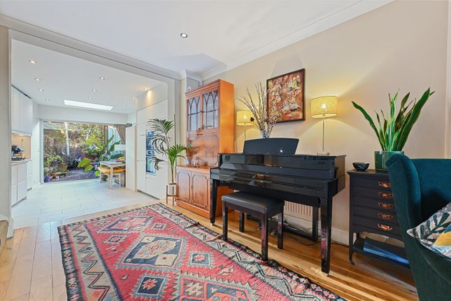 5, Faroe Road, London photo 3