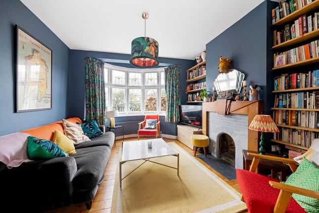 10, Norwood Park Road, London photo 3