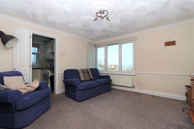 82 Gibbs Court, Chester le Street photo 4