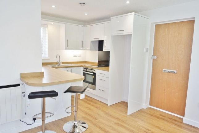 14 Weston Way, Newmarket photo 2