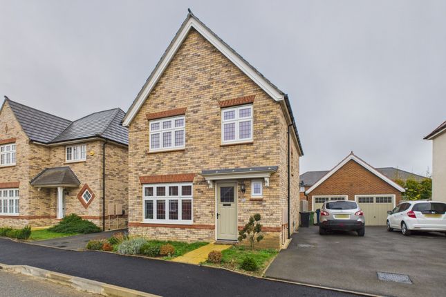 Cam02519G0-Pr0351-Still001