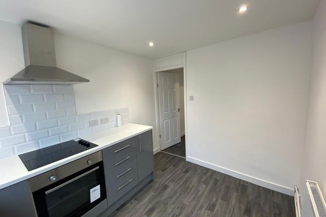 19, Llantwit Road, Neath photo 3
