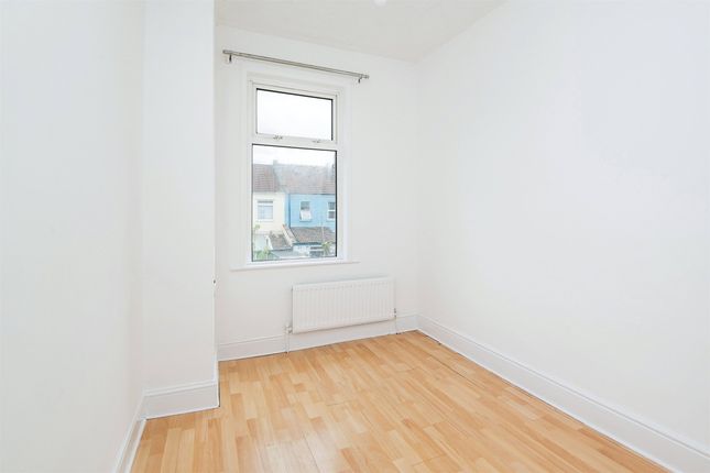 10, Woodcroft Avenue, Bristol photo 4