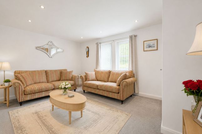 4 Walmsley Drive, Ormskirk photo 2