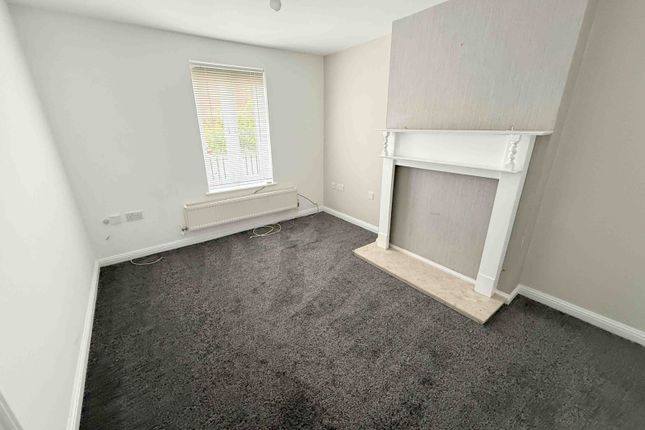 Six Mills Avenue, Swansea photo 2