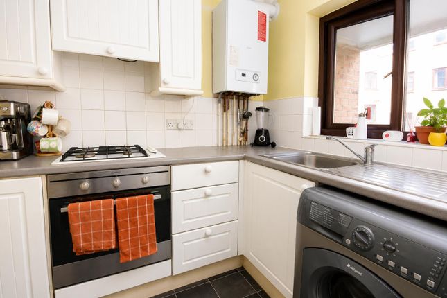 90, Scott Road, Norwich photo 4