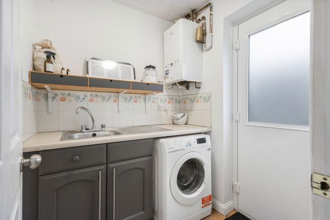 1, Pasture Way, Castleford photo 4