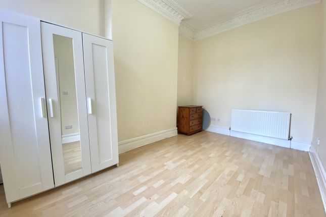 Flat 1, 130, Cathedral Road(*), Cardiff photo 4