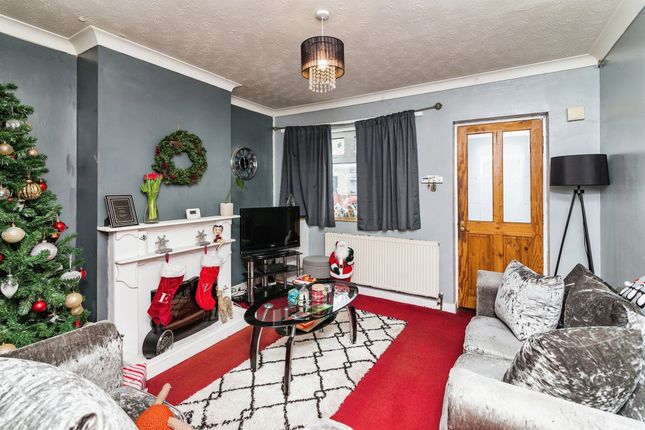 Terraced house for sale in Queens Road, Lowestoft