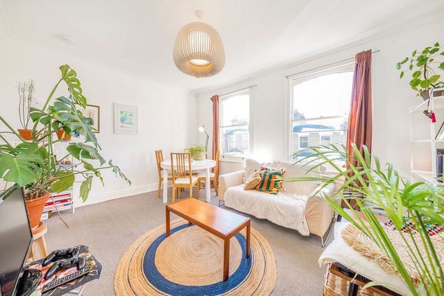 First Floor Flat, 37, Anstey Road, London photo 4