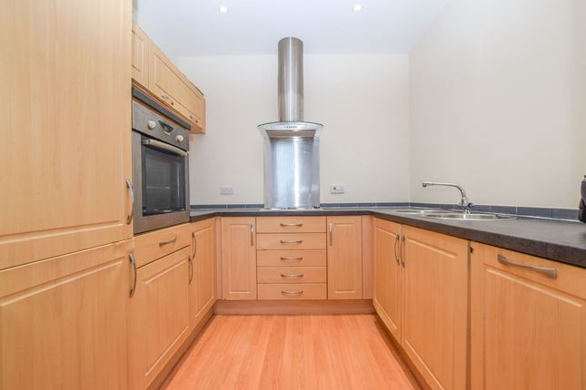 Apartment 8 Cambridge Court, Ellesmere Port photo 4