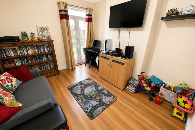 9, Lynton Road, Burnham-on-Sea photo 4