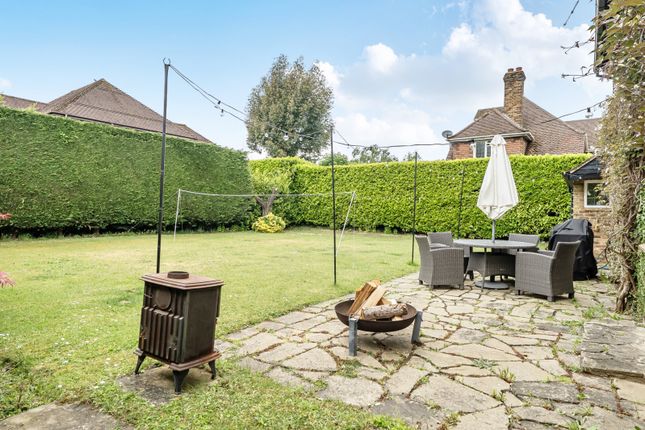 36, Denham Lane, Gerrards Cross photo 4