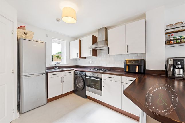 22 Eastside Quarter, Maelfa, Cardiff photo 4