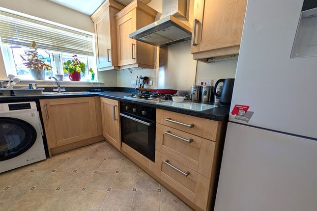 58 Redlands Lane, Fareham photo 5