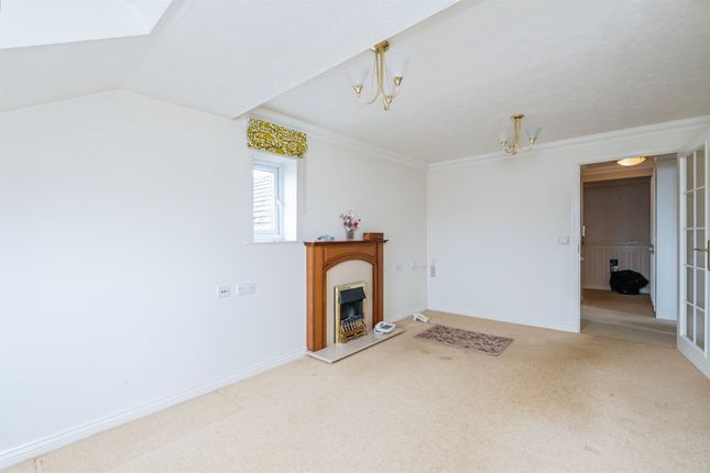 Flat 31, Mottisfont Road, Alma Road, Romsey photo 4