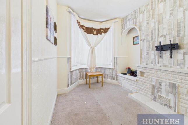 22, Candler Street, Scarborough photo 2