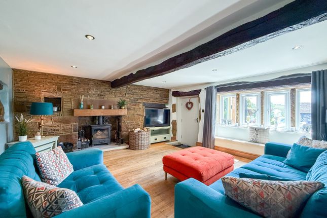 The Cottage, Chain Road, Huddersfield photo 2