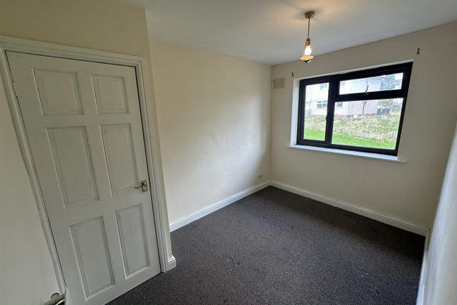 Property for sale in Guard House Avenue, Keighley