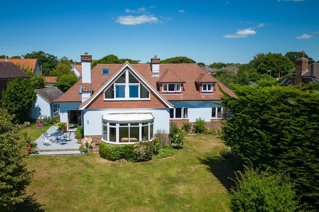 Thumbnail Detached house for sale in Tranmere Close, Lymington