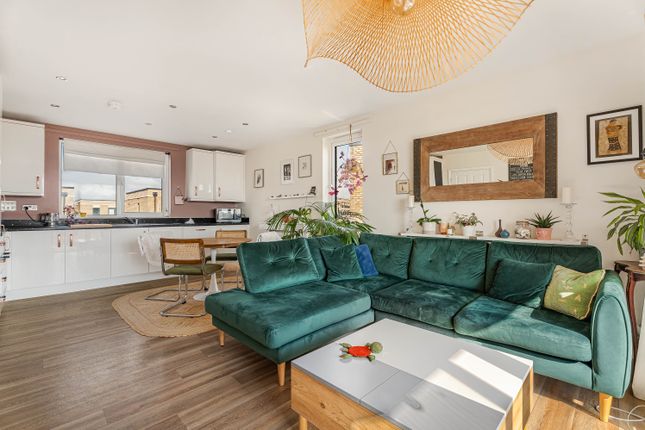 Flat 286, Osprey Drive, South Trumpington photo 4
