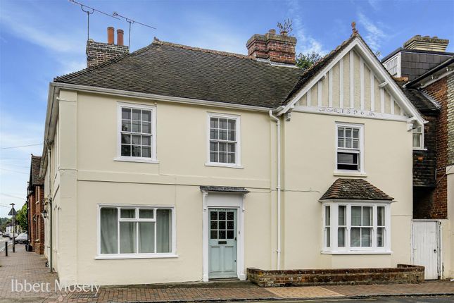 1.  Constables, Rectory Lane, Brasted, Tn16 1Jq -