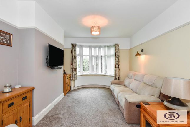 Property for sale in Meadow Avenue, Newcastle-Under-Lyme
