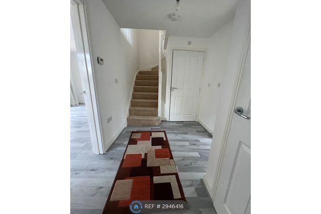 Snowdrop Drive, Emersons Green, Bristol photo 5