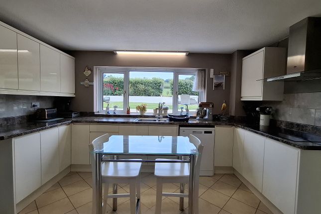 Kitchen - Breakfast Room