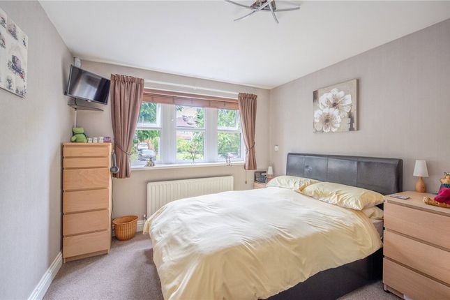 130, Cottingley Road, Bradford photo 4